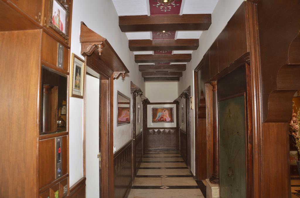 Hôtel Rajputana Haveli à Jaipur Extérieur photo